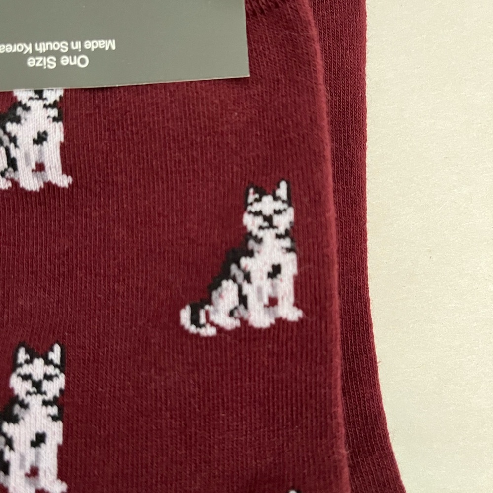 J. Crew Burgundy Patterned Men's Socks One Size Husky, Dog, Maroon - Picture 4 of 5